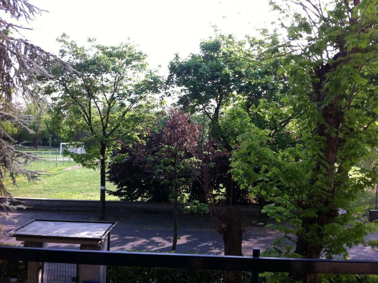 Appartamento Al Parco Cir03407At00243 Parma Exterior photo